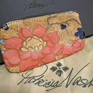 NWOT Patricia Nash Coral and Gold Floral Pouch Gorgeous